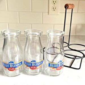3 Wells Blue Bunny Dairy  Milk Botles 5 1/2''  8oz + 1 Metal Carrier